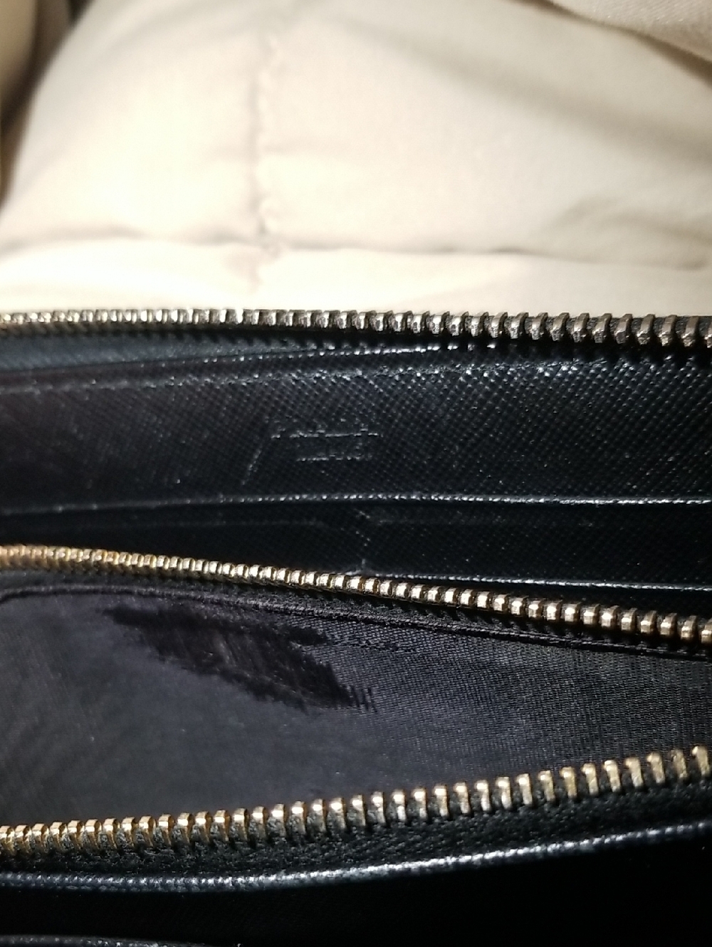 Prada Bow Zip Around Long Wallet - Picture 8 of 8